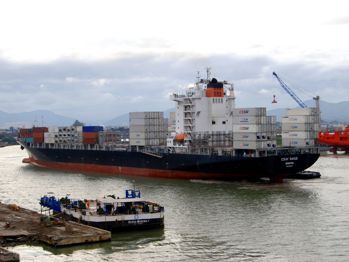 itajai navio conteiner