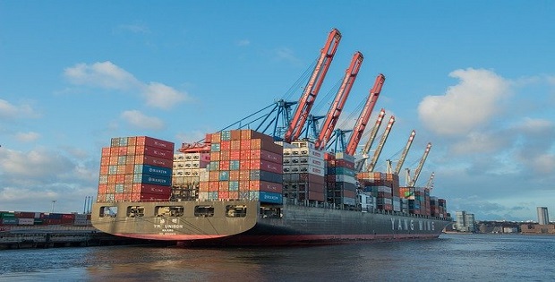 A Antaq é a agência regulamentadora responsável por autorizar e fiscalizar as empresas de navegação.